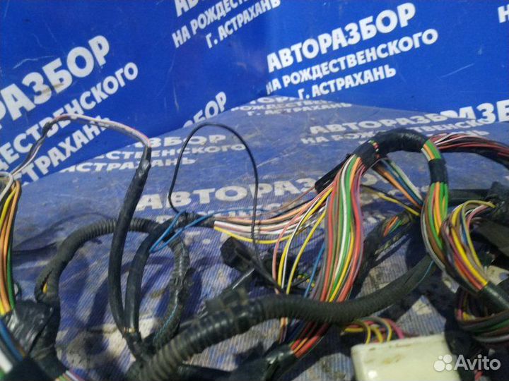 Проводка салона Ваз Лада Калина хэтчбек 11183 2008