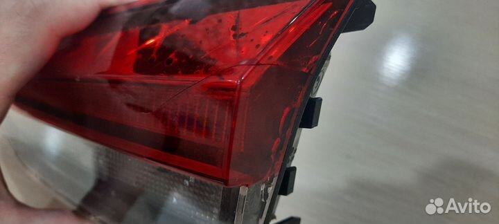 Задний правый фонарь на skoda rapid 2