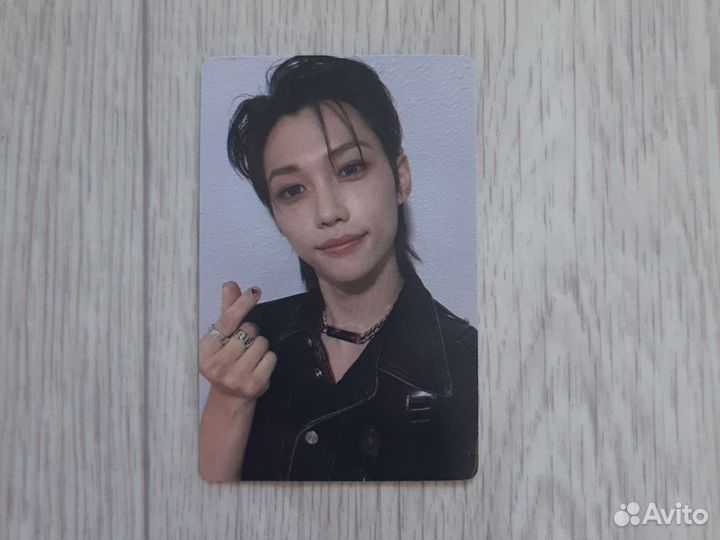 Stray kids карточки феликс