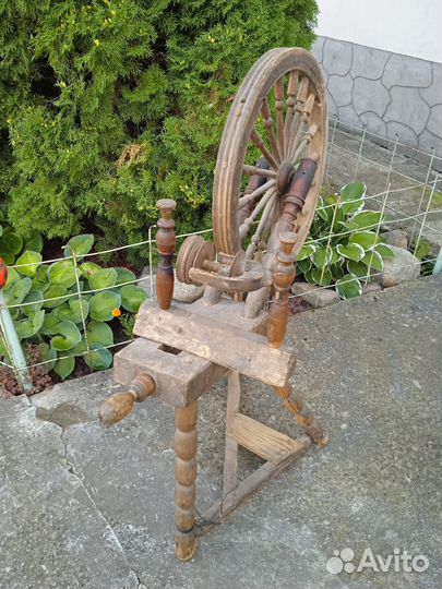 Прялка деревянная старинная