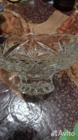 Хрустальная ваза