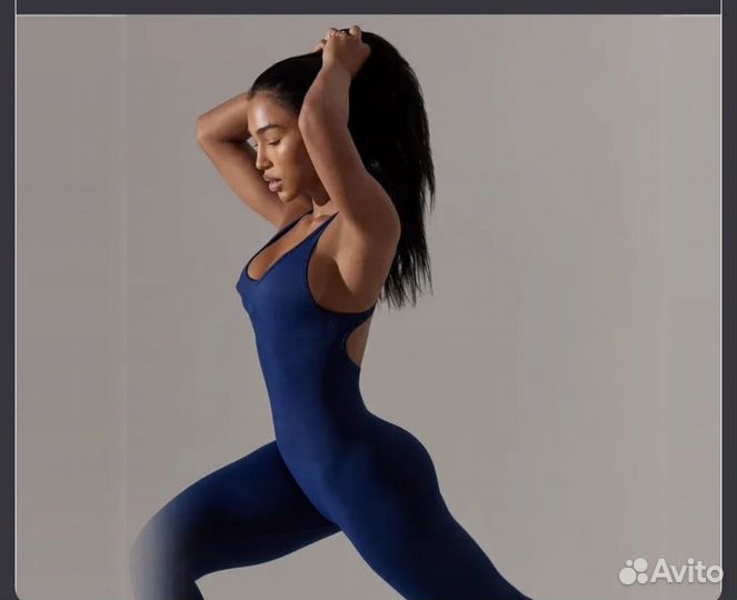 Спортивный комбинезон