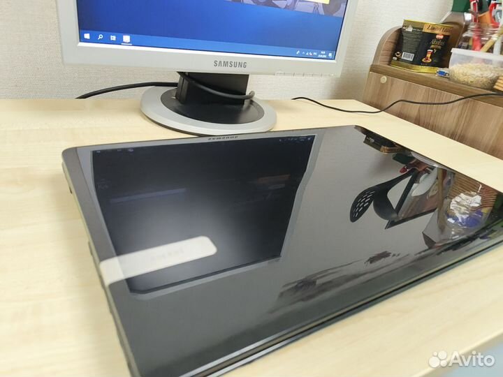 Игровой ноутбук Packard bell