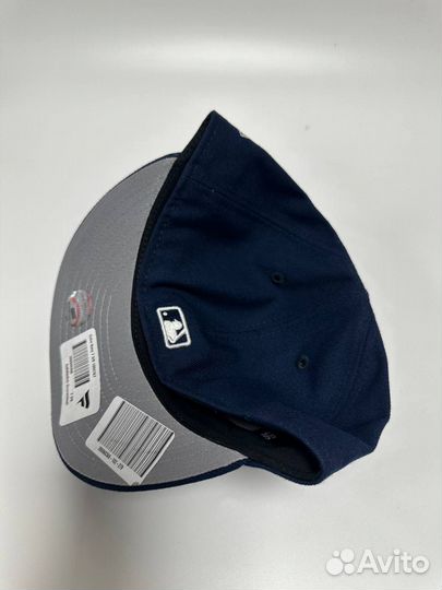 Бейсболка New Era 59Fifty 7 3/8 low profile MLB