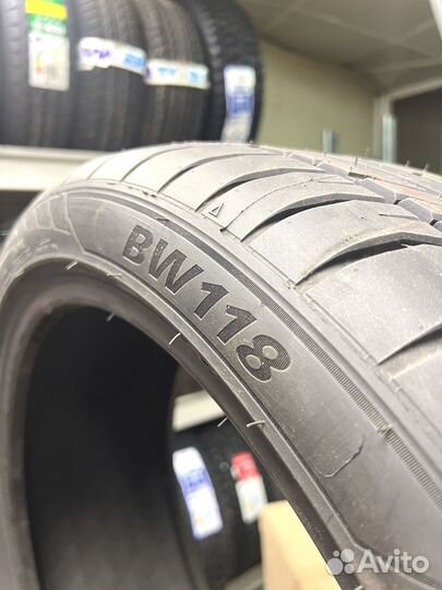 Bearway BW118 255/45 R21 114H