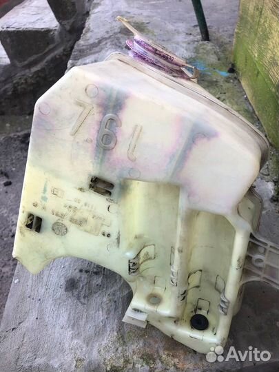 Бачок омывателя мл163