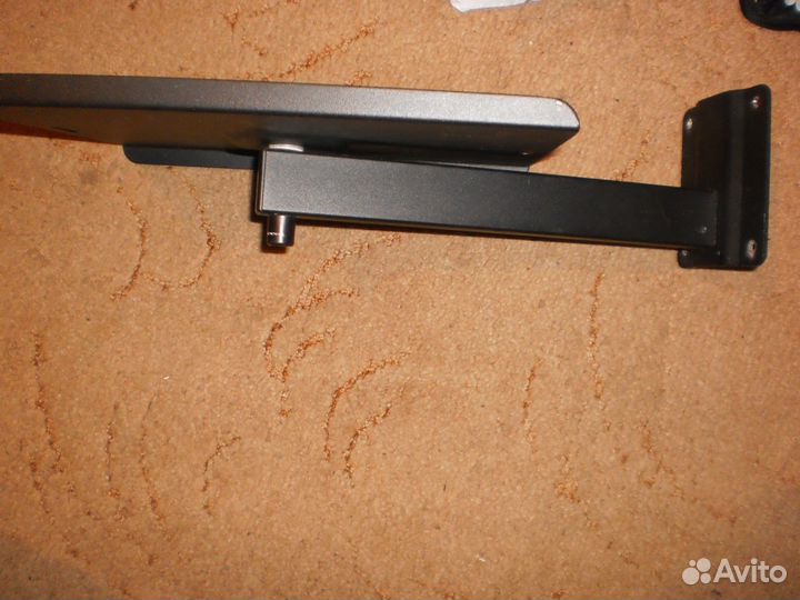 Кронштейн для телевизора