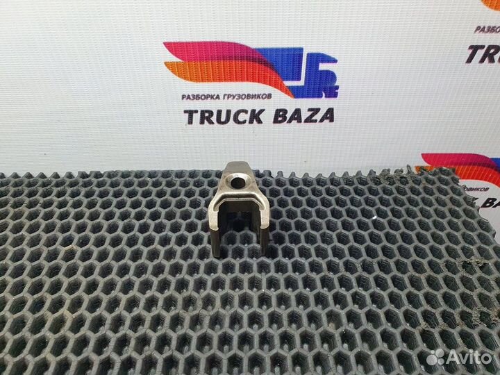 51101040065 Кронштейн форсунки