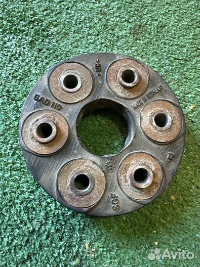 Муфта карданного вала Mercedes-Benz 190 W201 1984