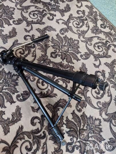 Штатив для фотоаппарата