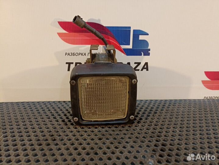 81251036068 Фонарь за кабиной