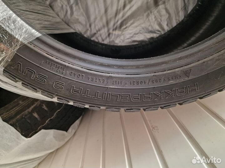 Nokian Tyres Hakkapeliitta 9 SUV 295/40 R21 111