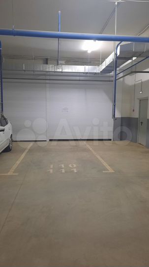 Машиноместо, 14 м²
