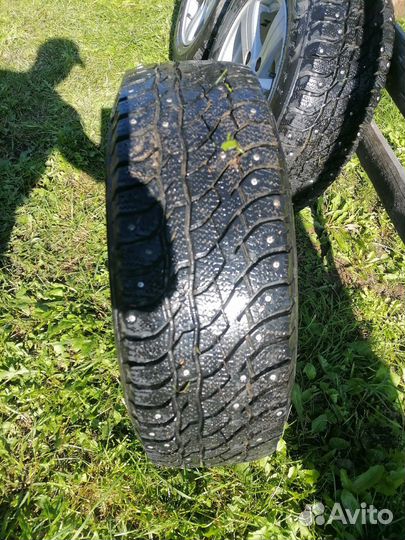 R16 Viatti Bosco Nordico V-523 205/65, PCD 5x139.7 DIA 98.5