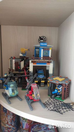 Lego city полицейский участок в горах