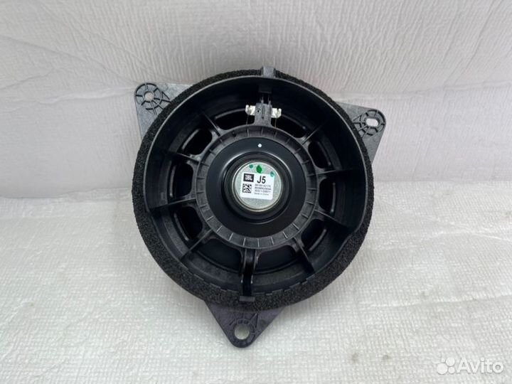 Динамик двери задний Toyota Camry V70/V75 2018