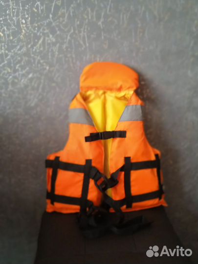 Спасательный жилет детский до 40 кг