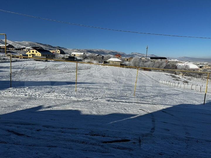 Дом 10 м² на участке 1 сот.