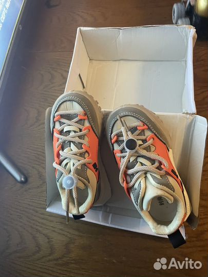 Кроссовки детские