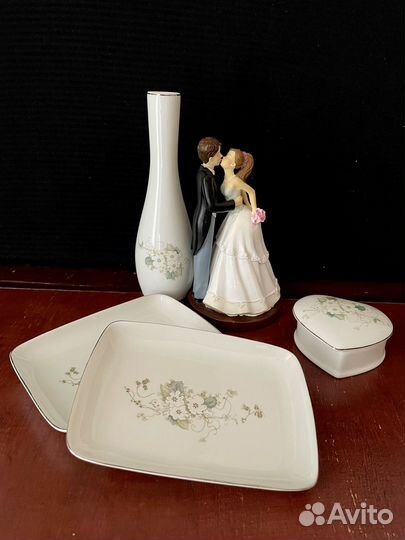 Набор для туалетного столика,фарфор