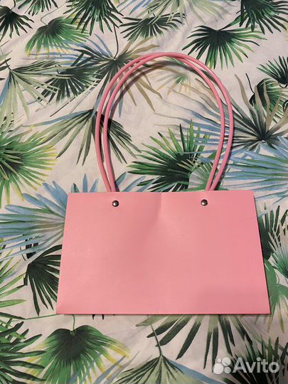 Пакет подарочный розовый с ручками