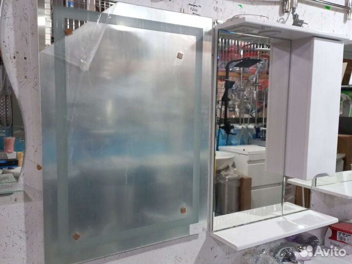 Зеркало с подсветкой 80см