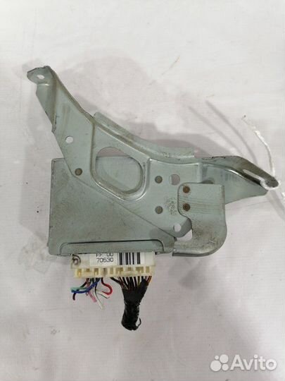 Блок управления abs Toyota Ipsum SXM10G 3SFE 1997