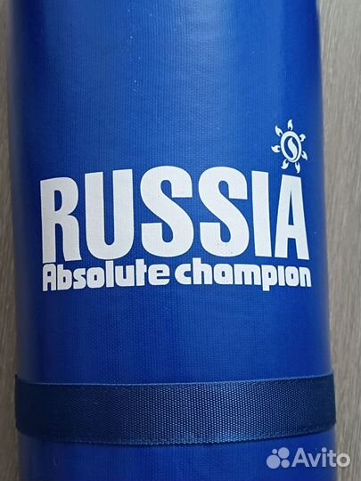 Боксерская груша и перчатки