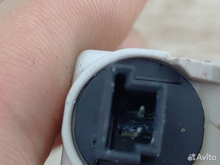 Плафон подсветки багажника задний левый Bmw X5 E70