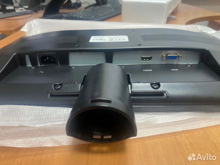 Монитор для камер видеонаблюдения