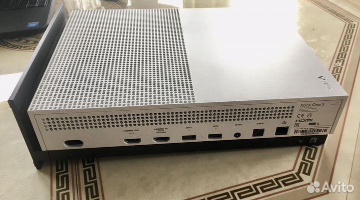 Игровая приставка microsoft xbox one s