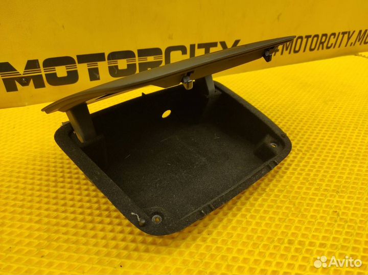 Ниша консоли Volkswagen Sharan 7N cava 1.4 TSI