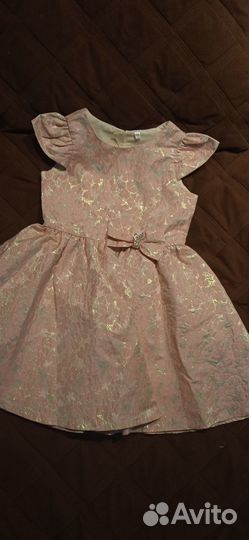 Продаю детские вещи