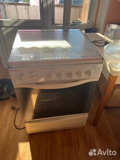 Газовая плита Ariston