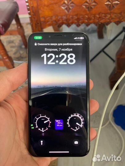 iPhone Xs, 64 ГБ