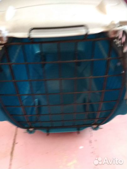 Переноска для животных немного сломана торг
