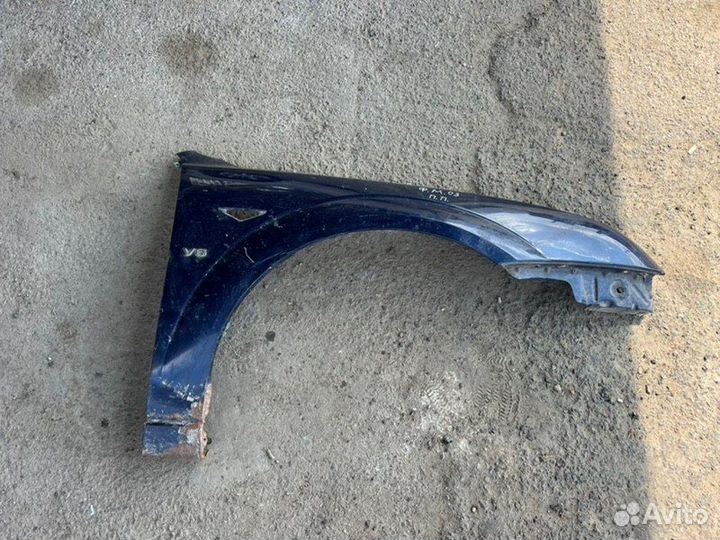Крыло переднее правое Ford Mondeo 3 седан 1 2003