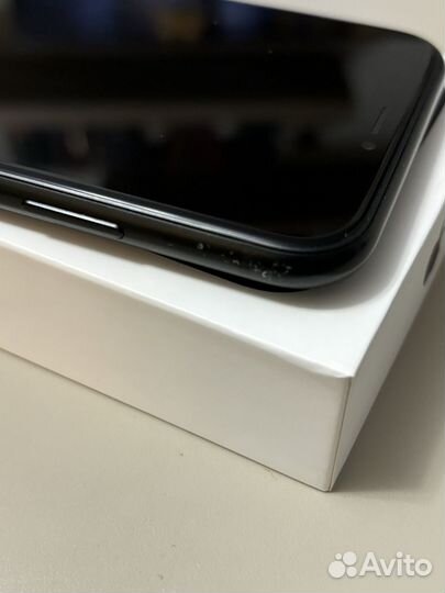 iPhone Xr, 128 ГБ