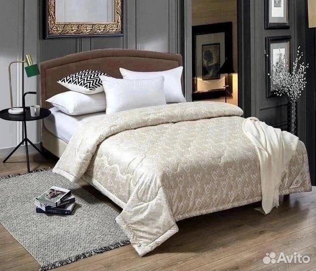 Одеяло шелковое