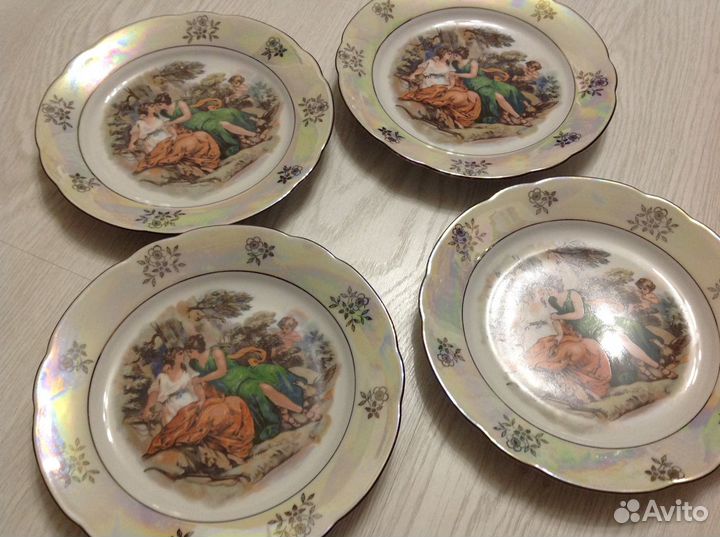 Тарелки 
