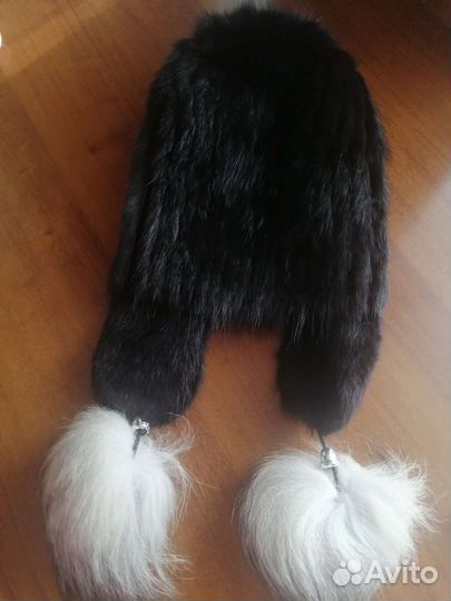 Норковая шапка вязанная с ушками