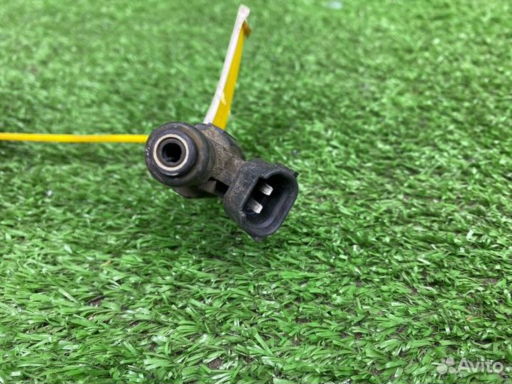 Форсунка топливная Hyundai Elantra 3 XD