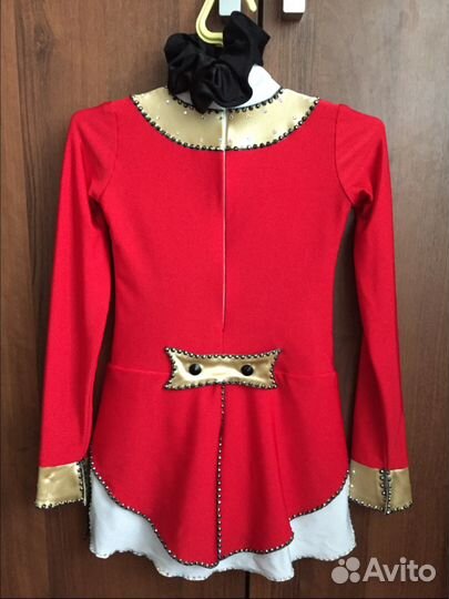 Платье для выступления по фигурному катанию