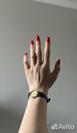 Маникюр педикюр