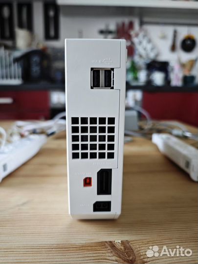 Nintendo Wii + диски