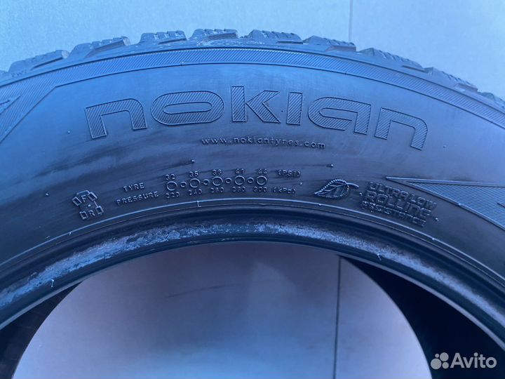 Nokian Tyres Hakkapeliitta R2 235/55 R17