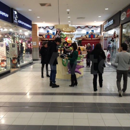 Аренда, ТЦ Капитолий в Коньково, 291 м2