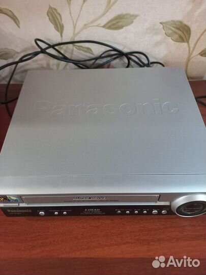 Видеомагнитофон