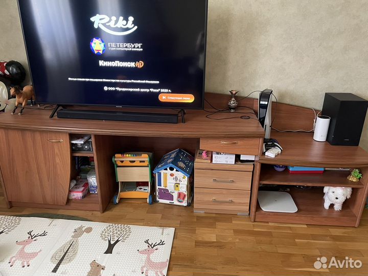 Тумба под телевизор