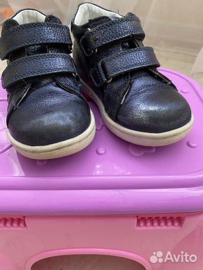 Полуботинки р. 24